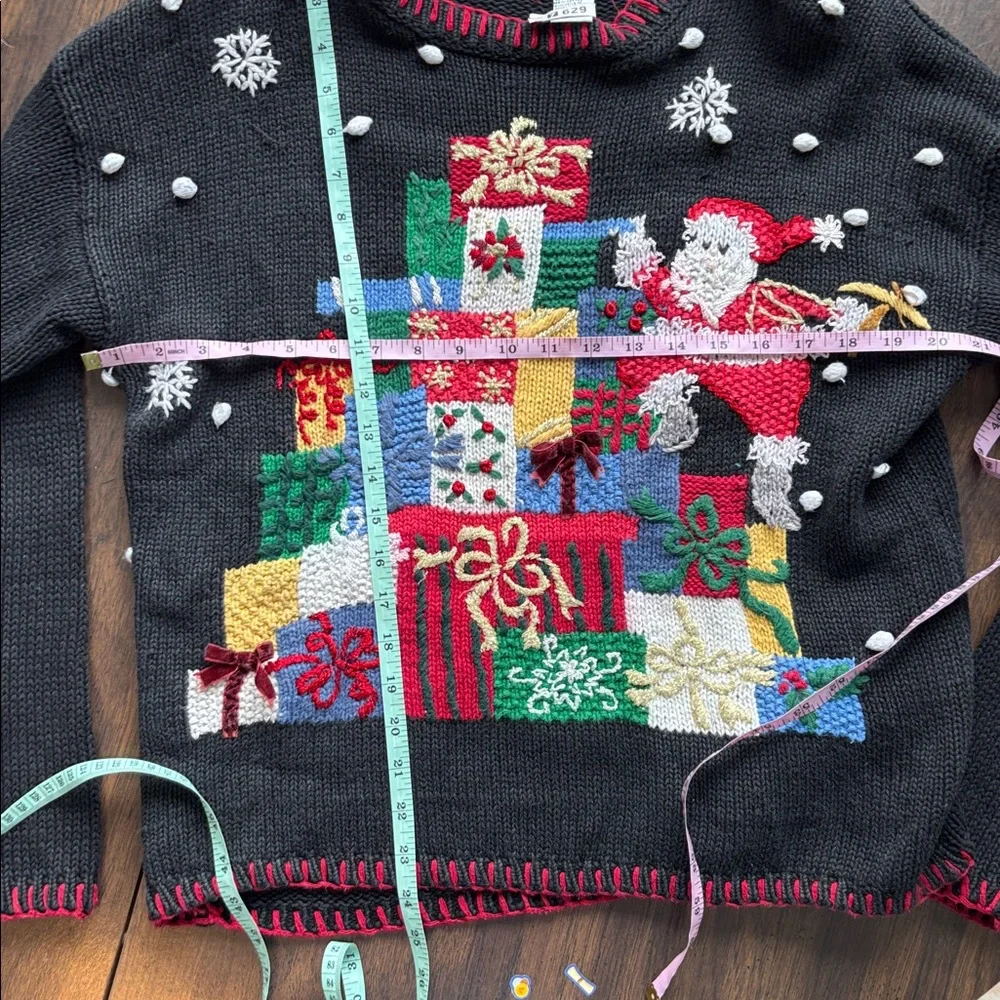 VINTAGE TIARA International Christmas Sweater Size Small Whipstitch Embroidered - Picture 12 of 12